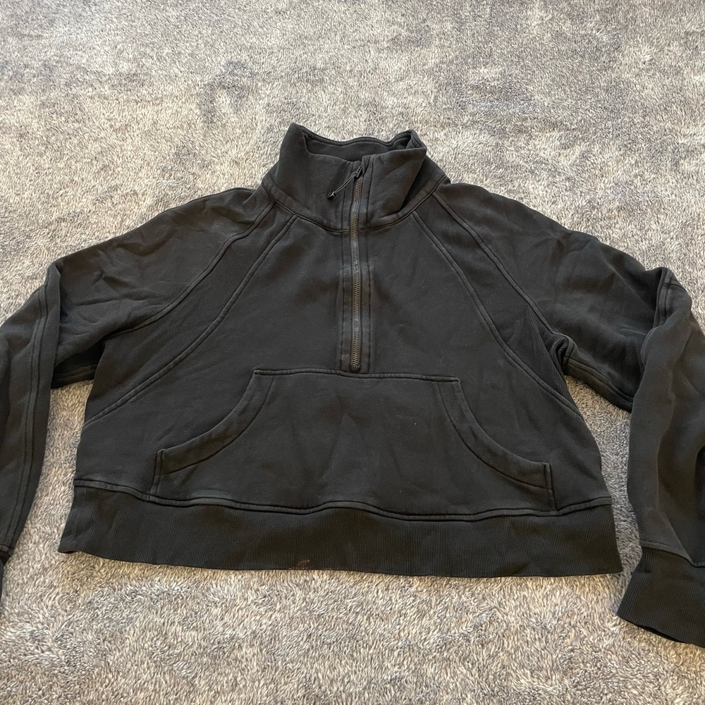 Lululemon pullover half-zip, size M